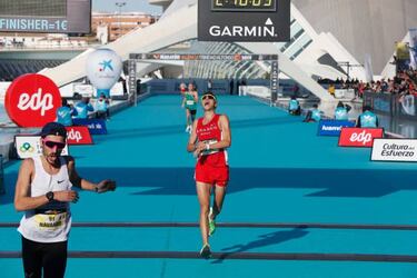 Atanaw Alayew lleva a Valencia al Top-6 de maratones m¨¢s r¨¢pidos del mundo