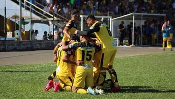 El encuentro entre Firpo y &Aacute;guila qued&oacute; incompleto debido a que la afici&oacute;n no respet&oacute; el distanciamiento social en las gradas.