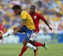 Rooney eclipsó a Neymar en la reinauguración de Maracaná