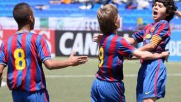 El Barcelona reafirma su condición de favorito y el Madrid mejora