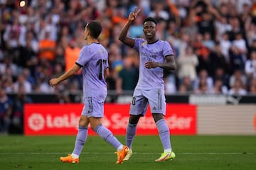 High tension at the Mestalla: images as Vinicius abused