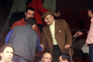 Tony Leblanc en el un partido de 2001 entre el Atlético de Madrid y el Sevilla.