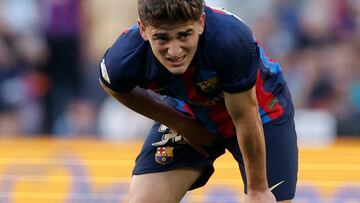 Soccer Football - LaLiga - FC Barcelona v Osasuna - Camp Nou, Barcelona, Spain - May 2, 2023 FC Barcelona's Gavi reacts after sustaining an injury REUTERS/Albert Gea