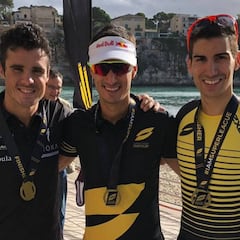 Gómez Noya y los hermanos Mola ganan en Mallorca