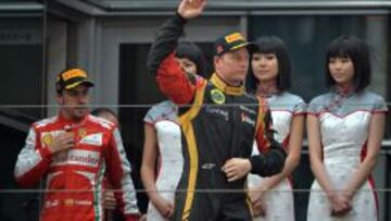 Alonso y Raikkonen, en el Gran Premio de China.
