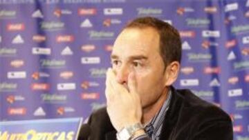 <b>ADIÓS.</b> Víctor Fernández se ha despedido hoy como entrenador del Zaragoza.