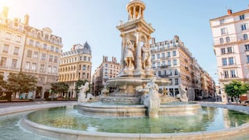 Lyon es una ciudad costera llena de belleza