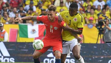 Óscar Murillo recibió tarjeta amarilla en el partido frente a Chile, se acumuló y deberá pagar fecha de sanción en el partido ante Argentina.