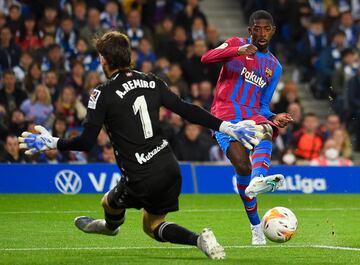 Ousmane Dembélé y Alejandro Remiro.