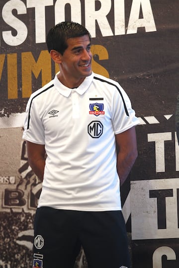 Así se vivió la presentación de la nueva camiseta de Colo Colo