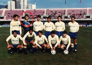 Defendi la portera de Las Palmas durante la temporada 1988-89.