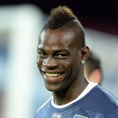 Balotelli amenaza con volver