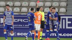 17/10/21 PARTIDO SEGUNDA DIVISION 
 SD PONFERRADINA -  CF FUENLABRADA 
  Cristobal del CF Fuenlabrada es expulsado por el arbiro trujillo suarez EXPULSION TARJETA ROJA 