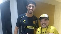 Valdivia sorprende y ficha al ex '9' de Maradona en Dorados