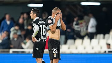 Nacho se lamenta tras perder el derbi.