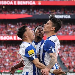 Matheus Uribe anota en el triunfo de Porto ante Benfica