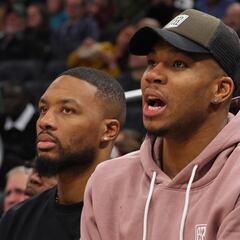Giannis is thrilled with Lillard: He’s the little version of me