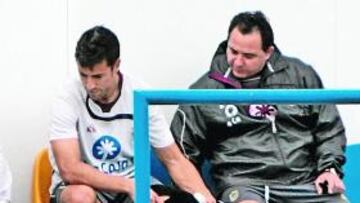 <b>SUSTO. </b>David García se vio obligado a abandonar la sesión antes de su final y tuvo que aplicarse hielo.