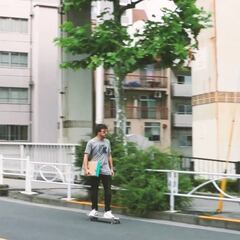 Fernando Alonso, mensajero por sorpresa de Kimoa en Tokio