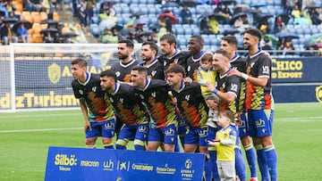 Once del Cádiz CF para medirse al Granada en la jornada 31 de la Liga Hypermotion.