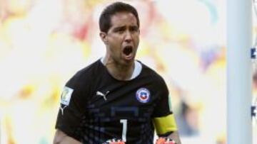 Claudio Bravo ha jugado 89 partidos por la Roja y en 70 ha sido capit&aacute;n.