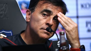 En el entorno de Gustavo Quinteros explotan: “Mucha decepción”