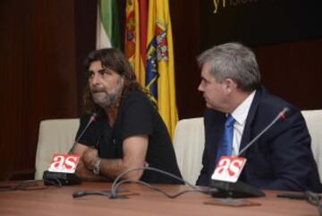 Juan José y Vizcaíno.