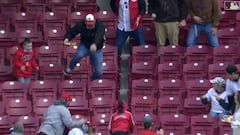 La mala suerte hecha video: no pierdan detalle a todo lo que le ocurre a este hombre