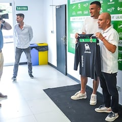 El Racing sondea el mercado de porteros