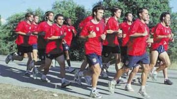 <b>EJERCICIOS DE GRUPO. </b>El objetivo de la concentración de Oliva será fomentar el espíritu de grupo, la confianza y la motivación.