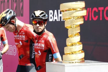 Mikel Landa llega a la fase final del Giro con sus opciones intactas