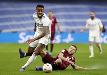 Eder Militao y Asier Illarramendi.