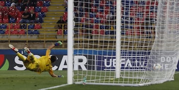 El golazo de Fabi¨¢n supuso el 3-0.
