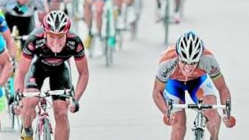 Óscar Freire terminó segudno al sprint