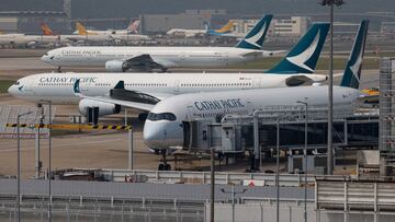 FILE PHOTO: A Cathay Pacific Airbus A350 aircraft is seen in Hong Kong International Airport, in Hong Kong, China September 3, 2024. REUTERS/Tyrone Siu/File Photo