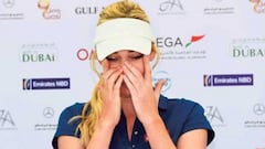 Paige Spiranac llora en la rueda de prensa de Dubai.