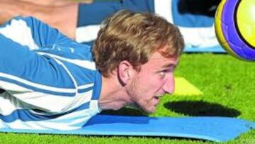 <b>OPTIMISTA. </b>Diego Rivas se ejercita en una sesión de trabajo con una Real en la que ve opciones.