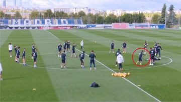La ca赤da de Casilla que provoc車 las risas de todos: Modric ni se aguantaba de pie