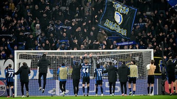 Manita y pase para la Dea