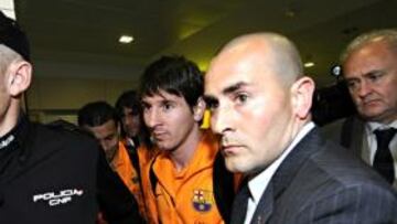 El Barça, recibido por mil personas en Santander