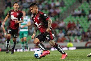 El medio ofensivo de los Zorros le propinó una goleada a la máquina.
El marcador final 1-4 a favor de los de la academia.