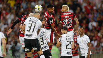 Corinthians arruina la fiesta de Vidal y Pulgar en el Maracaná