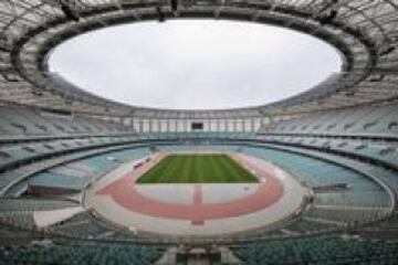 Bakı Olimpiya Stadionu en Bakú, Azerbaijan. Con capacidad para casi 70 mil espectadores.