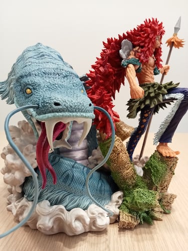 ‘One Piece’ ya tiene la figura más impresionante de Kalgara y su colosal serpiente: unboxing y análisis