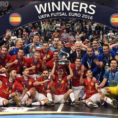 La UEFA cambia su fútbol sala: 2 españoles en Champions, Eurocopa femenina y Sub-19...