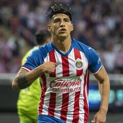 Alan Pulido llegó a Kansas y presenció el juego de los Chiefs