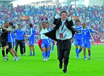 Maracanazo de Grecia en Lisboa al vencer a la anfitriona en la final. El alemán Rehhagel dirigió a la selección helena.