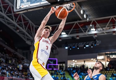 Sergio de Larrea lideró junto a Mario Saint-Supery en asistencias, con 5 cada uno. 