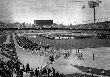 Televisión. Los Juegos de México marcaron un precedente en las comunicaciones: fueron los primeros que se retransmitieron por televisión vía satélite a todo el mundo.