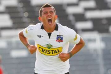 El r&eacute;cord goleador en un torneo de Carlos Mu&ntilde;oz es de 2010, con 17 tantos en el torneo largo. En torneos cortos, anot&oacute; 12 por Colo Colo en el Clausura 2012.